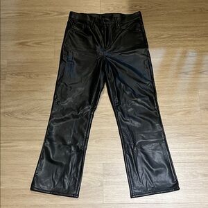 Banana Republic Black Vegan Leather Cropped Bootcut Pants Size 6/28